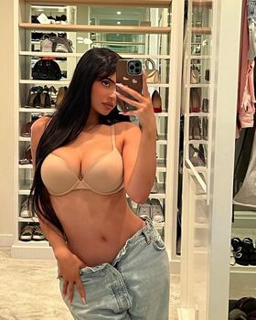 Kylie Jenner Nude Leaks OnlyFans Photo 712