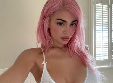 Kylie Jenner Nude Leaks OnlyFans Photo 759