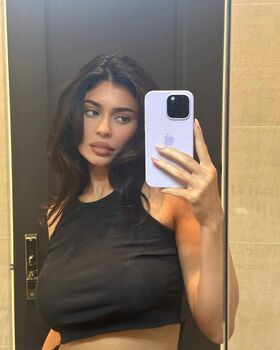 Kylie Jenner Nude Leaks OnlyFans Photo 917
