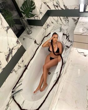 La La Anthony नग्न लीक OnlyFans फोटो 44