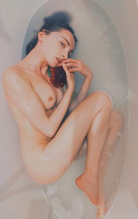 lacrima_mosa_model Nude Leaks OnlyFans Photo 23