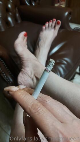 lady.smoker.queen Nude Leaks OnlyFans Photo 53