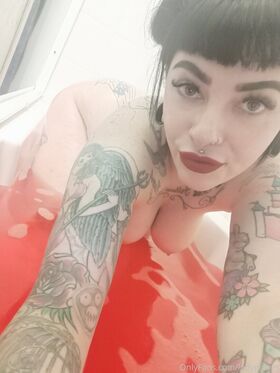 ladygraves Nude Leaks OnlyFans Photo 30