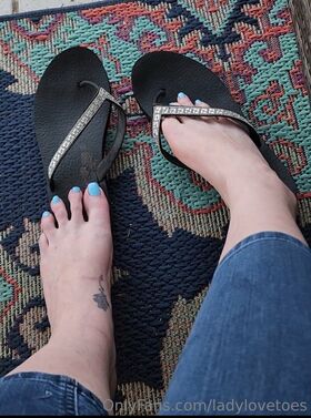 ladylovetoes