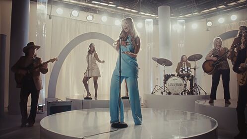 Lainey Wilson Nude Leaks OnlyFans Photo 57