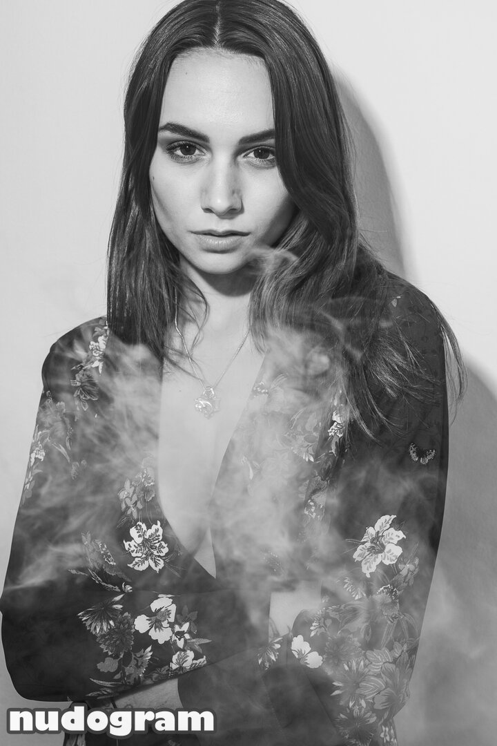 Lara Arluni / lara.arluni / laraarluni Nude Leaks OnlyFans Photo #29