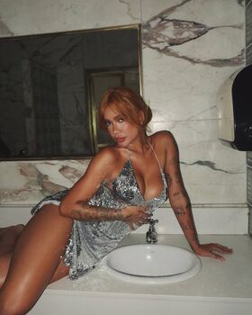 Lara Silva Nude Leaks OnlyFans Photo 102