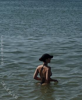 Larabeu नग्न लीक OnlyFans फोटो 40