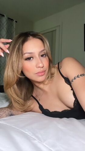 Latina Beauties Nude Leaks OnlyFans Photo 24