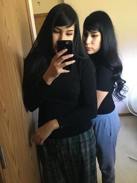 Latina Twin Sisters Nude Leaks OnlyFans Photo 4
