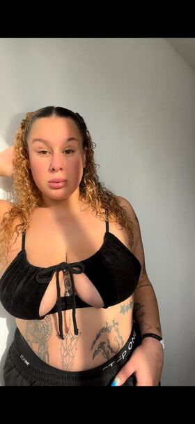 LatinaSilvaOF Nude Leaks OnlyFans Photo 3