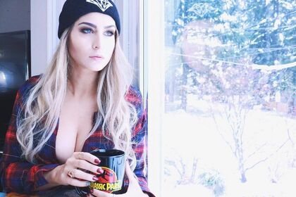 Laura Legends Nude Leaks OnlyFans Photo 1