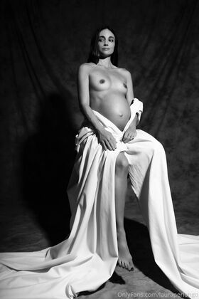 Laura Perlongo Nude Leaks OnlyFans Photo 26