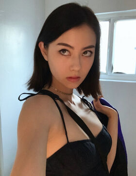 Lauren Tsai Nude Leaks OnlyFans Photo 40