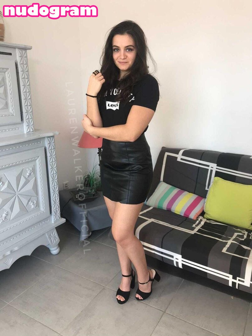 ClairdeluneX / Lauren Walker / LaurenWalkeroff / laurenwalker