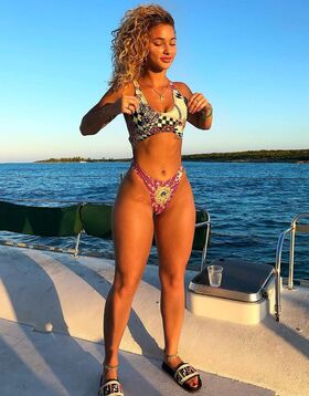 Lauren Wood Фото утечки OnlyFans (обнаженная) 2