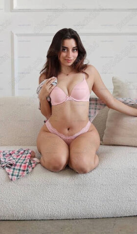 Lea Martinez Nude Leaks OnlyFans Photo 30