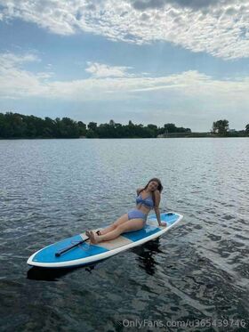 Lee Loo Meztelen szivárgott OnlyFans fotó 25