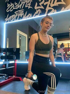 Lee Loo Meztelen szivárgott OnlyFans fotó 34