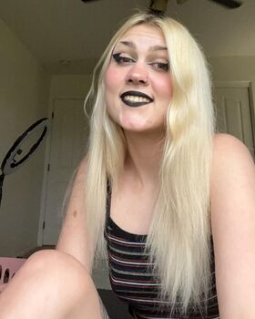 Left.fordread Nude Leaks OnlyFans Photo 132