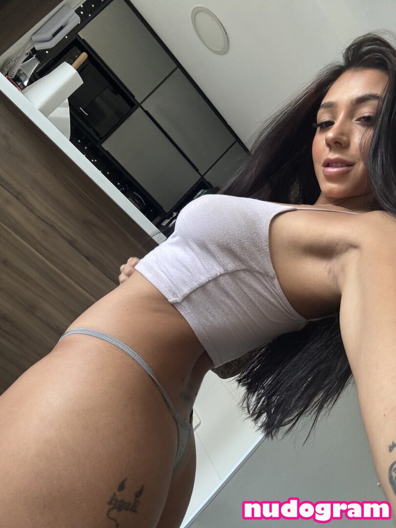 Leticia Castro's Grand Unveiling - Nude to the Core