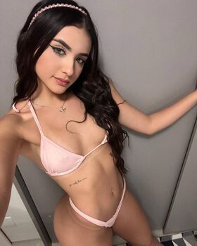 Letycia Soares Nude Leaks OnlyFans Photo 28