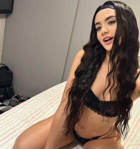 Letycia Soares Nude Leaks OnlyFans Photo 35