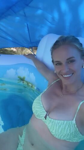 Leven Rambin Фото утечки OnlyFans (обнаженная) 208