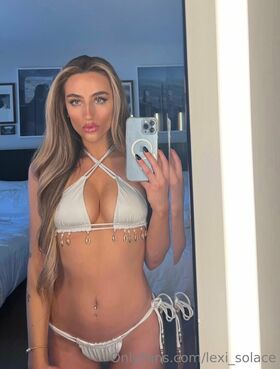Lexi Solace Nude Leaks OnlyFans Photo 1
