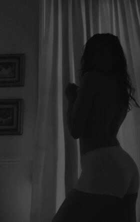 Leyla Sitki Nude Leaks OnlyFans Photo 22