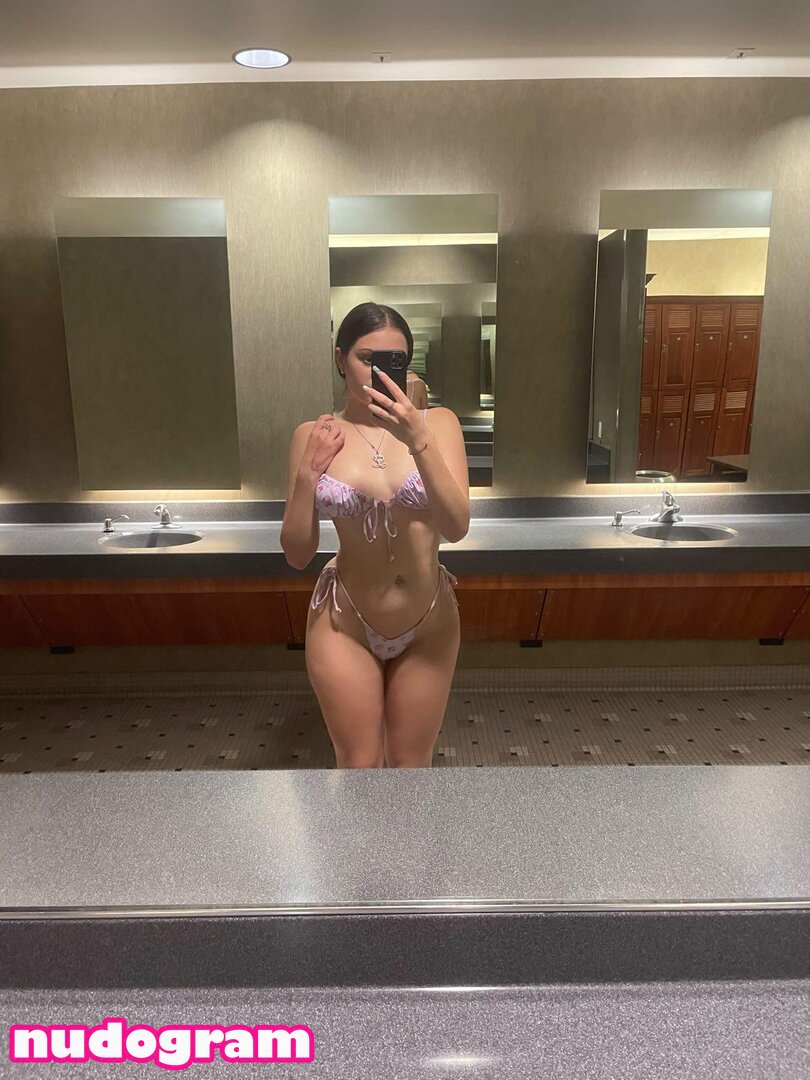 Elizabeth Simonenko  Lisiflex  _li.si_ Гола изтичане OnlyFans снимка 82  - Nudogram v2.1