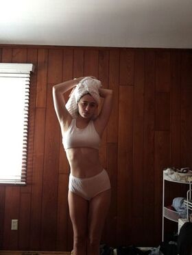 Lia Marie Johnson Nude Leaks OnlyFans Photo 19