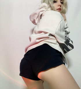 Likkio Vuotanut alastonkuva OnlyFans 19