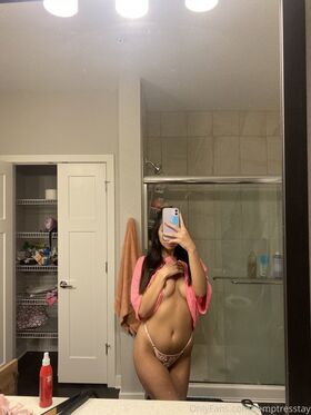 Lil Asian Princess Nude Leaks OnlyFans Photo 15