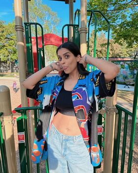 Lilly Singh Nude Leaks OnlyFans Photo 17