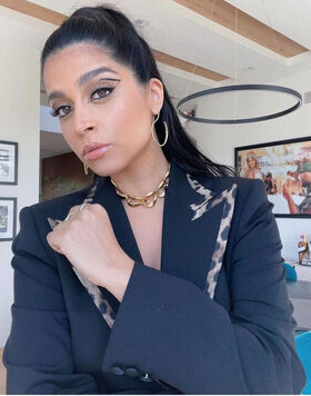 Lilly Singh Nude Leaks OnlyFans Photo 23