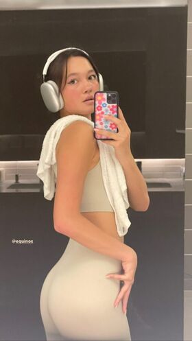 Lily Chee Nude Leaks OnlyFans Photo 14