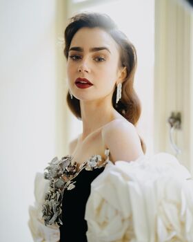 Lily Collins Nude Leaks OnlyFans Photo 225