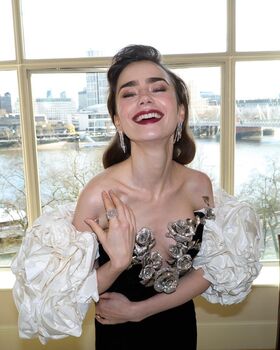 Lily Collins Nude Leaks OnlyFans Photo 231