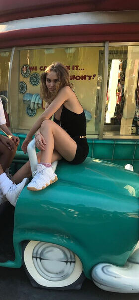 Lily-Rose Depp Nude Leaks OnlyFans Photo 62