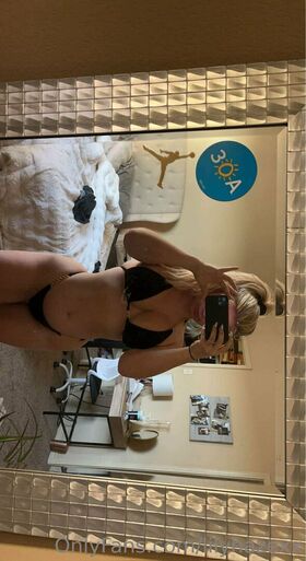 lilyhazexx Nude Leaks OnlyFans Photo 16