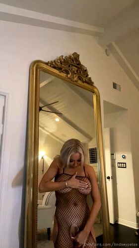 Lindsey Pelas Nude Leaks OnlyFans Photo 87