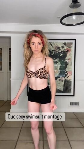 Lindsey Stirling Nude Leaks OnlyFans Photo 23