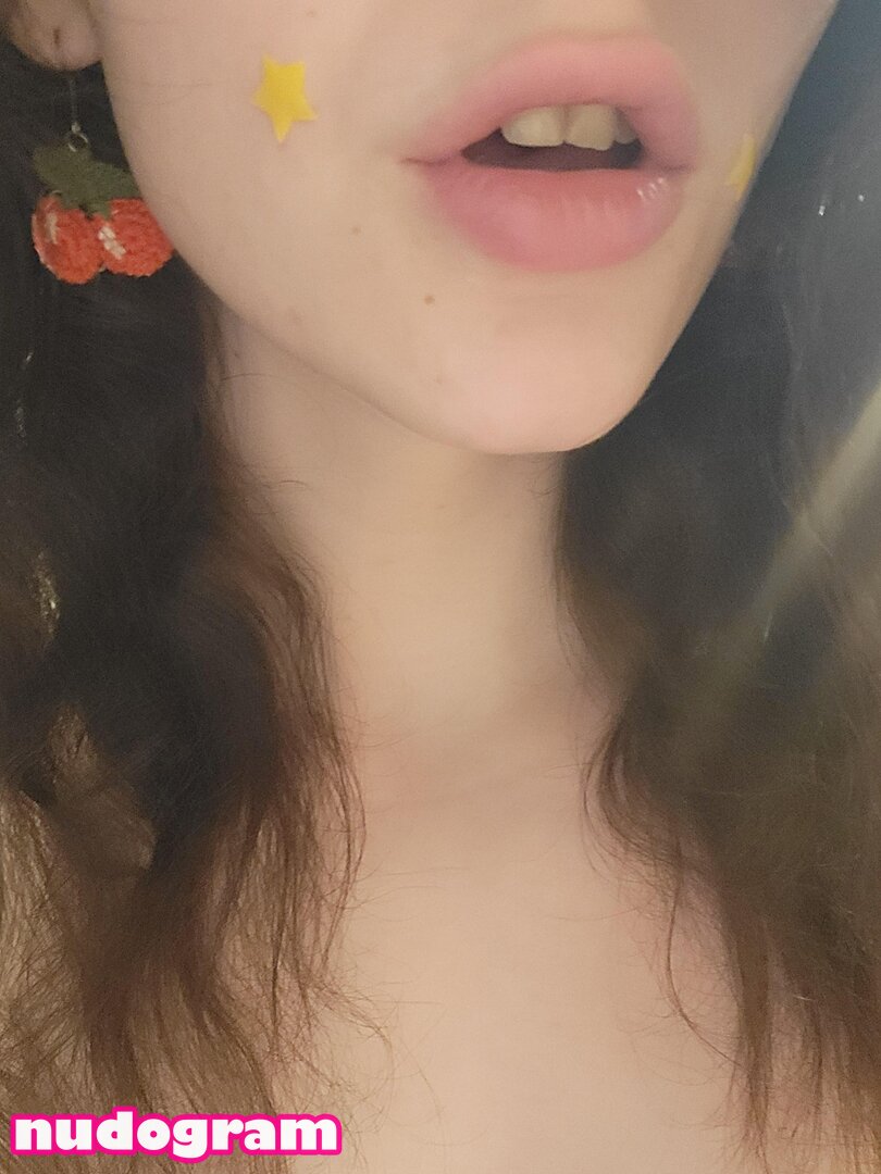 LittleLightbug  buglittle Гола изтичане OnlyFans снимка 25 - Nudogram v2.1