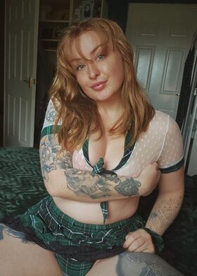 LittleRed_x Nude Leaks OnlyFans Photo 15