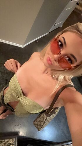 Livvy Dunne Nude Leaks OnlyFans Photo 394