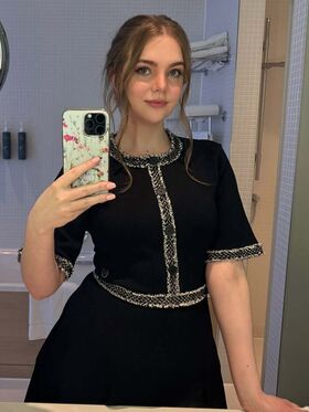 Loeya Nahé uniklé OnlyFans foto 10