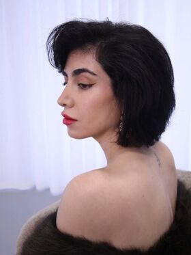 lola_ameri Procurena gola OnlyFans fotografija 7