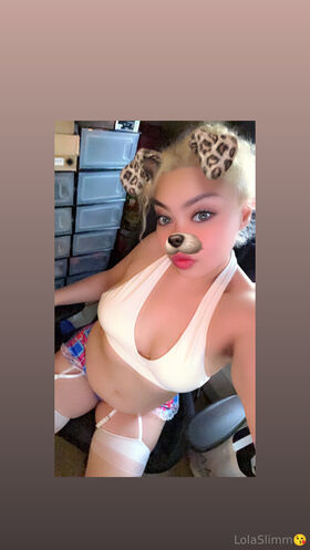 lolaslimm 유출된 누드 OnlyFans 사진 35
