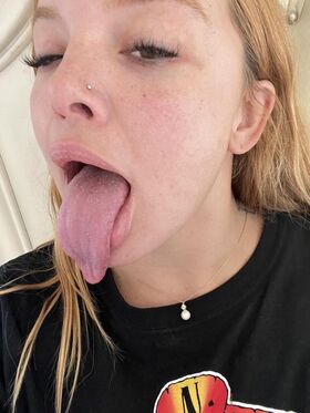Long Tongue Fetish Nude Leaks OnlyFans Photo 249